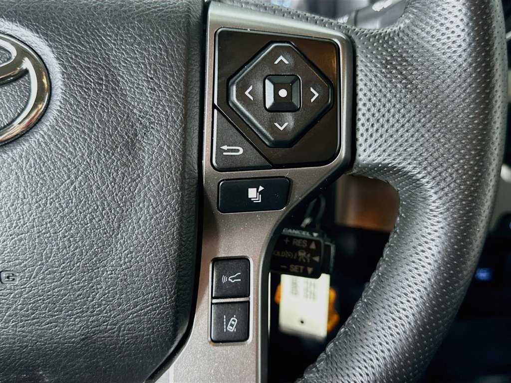 Used 2022 Toyota Tacoma SR5 w/ Technology Package RWD image 25