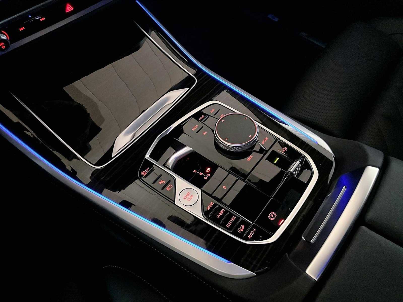 Used 2024 BMW X5 xDrive50e w/ M Sport Package image 20