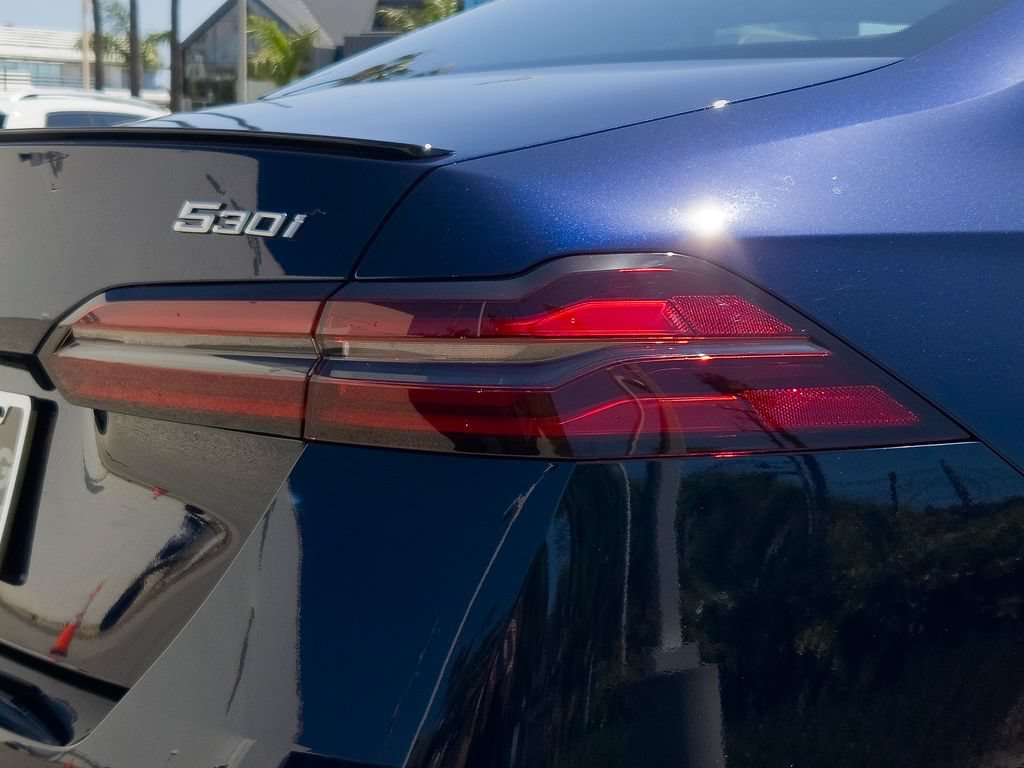 New 2026 BMW 530i w/ Executive Package RWD image 5