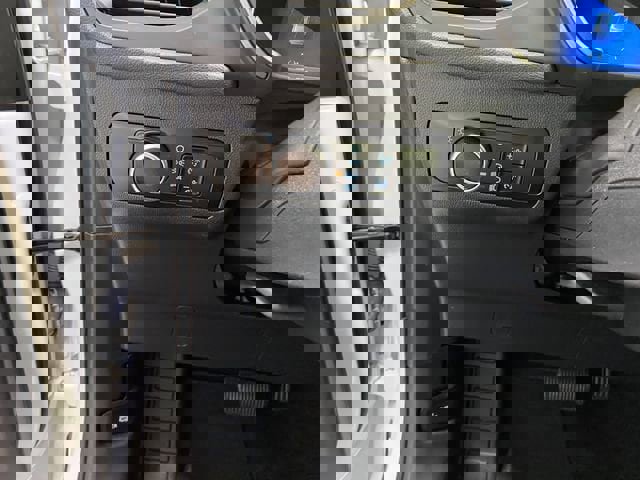 Used 2025 Ford Escape Active image 33