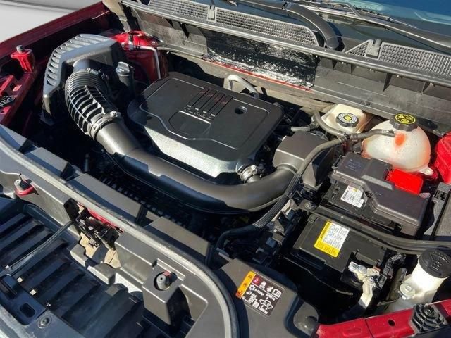 Used 2023 GMC Acadia SLT image 9