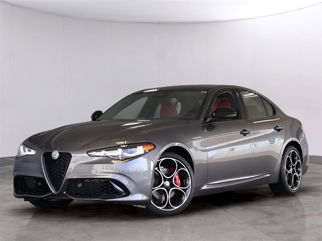 New 2024 Alfa Romeo Giulia Veloce image 1