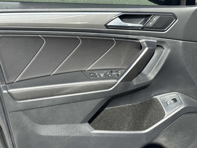 Used 2024 Volkswagen Tiguan SE R-Line image 20