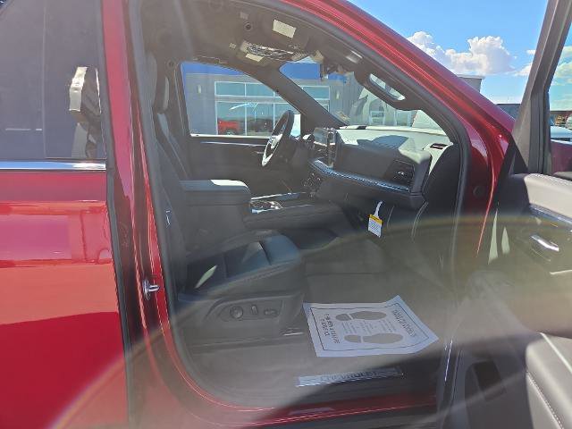 New 2026 Chevrolet Suburban LT image 22