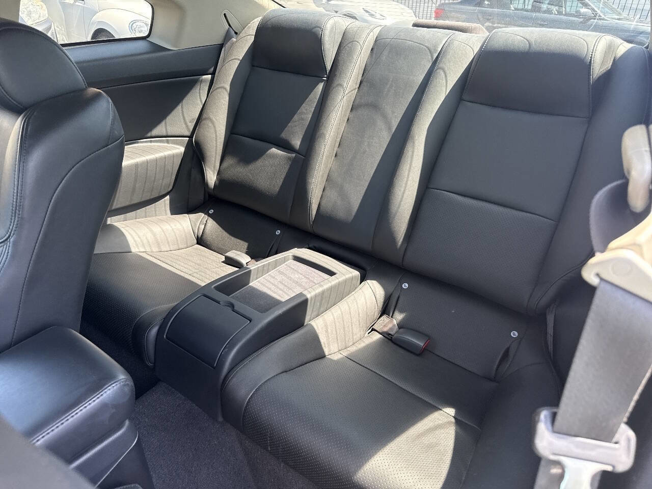 Used 2005 INFINITI G35 Coupe w/ (P01) Premium Pkg image 17
