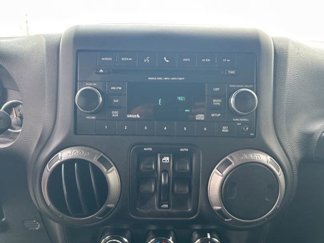 Used 2016 Jeep Wrangler Unlimited Sport w/ Quick Order Package 23S image 17