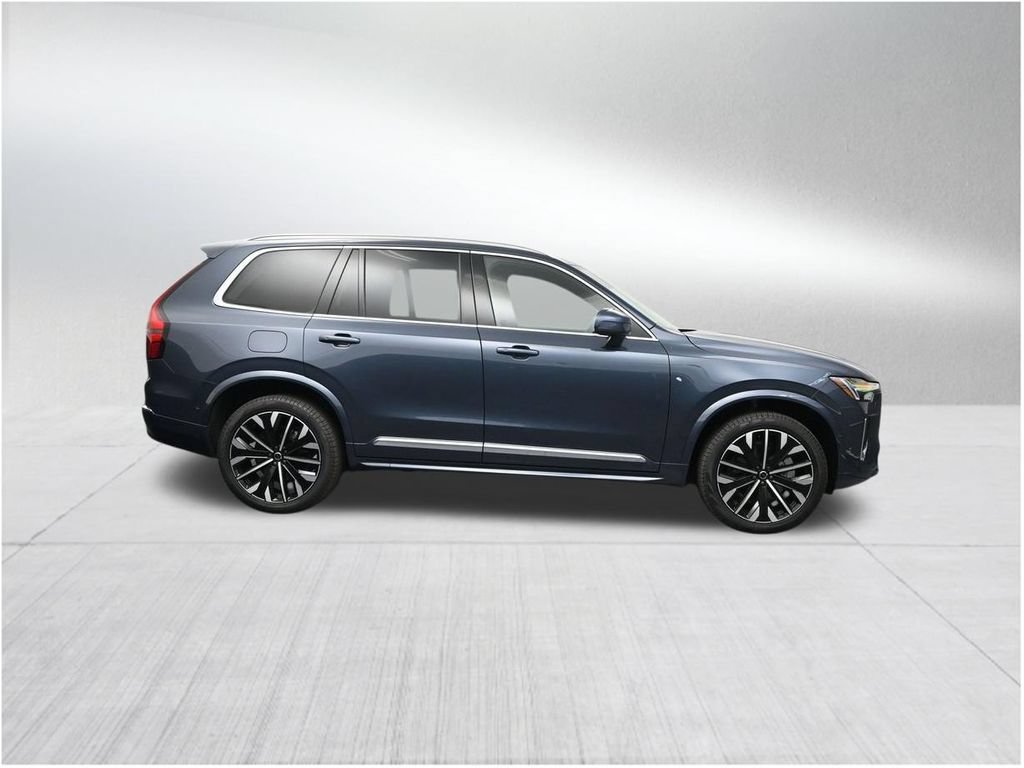 New 2026 Volvo XC90 B6 Plus w/ Protection Package Premier AWD/4WD image 6