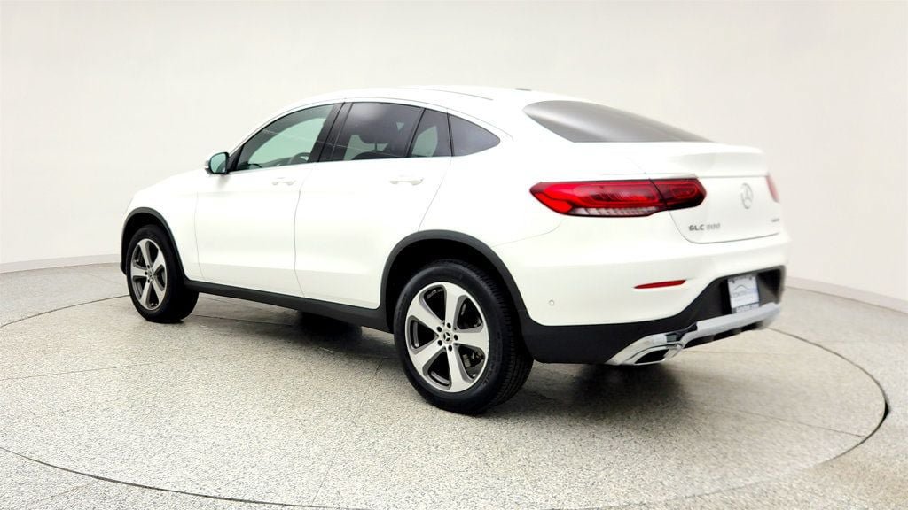 Used 2023 Mercedes-Benz GLC 300 4MATIC Coupe image 7