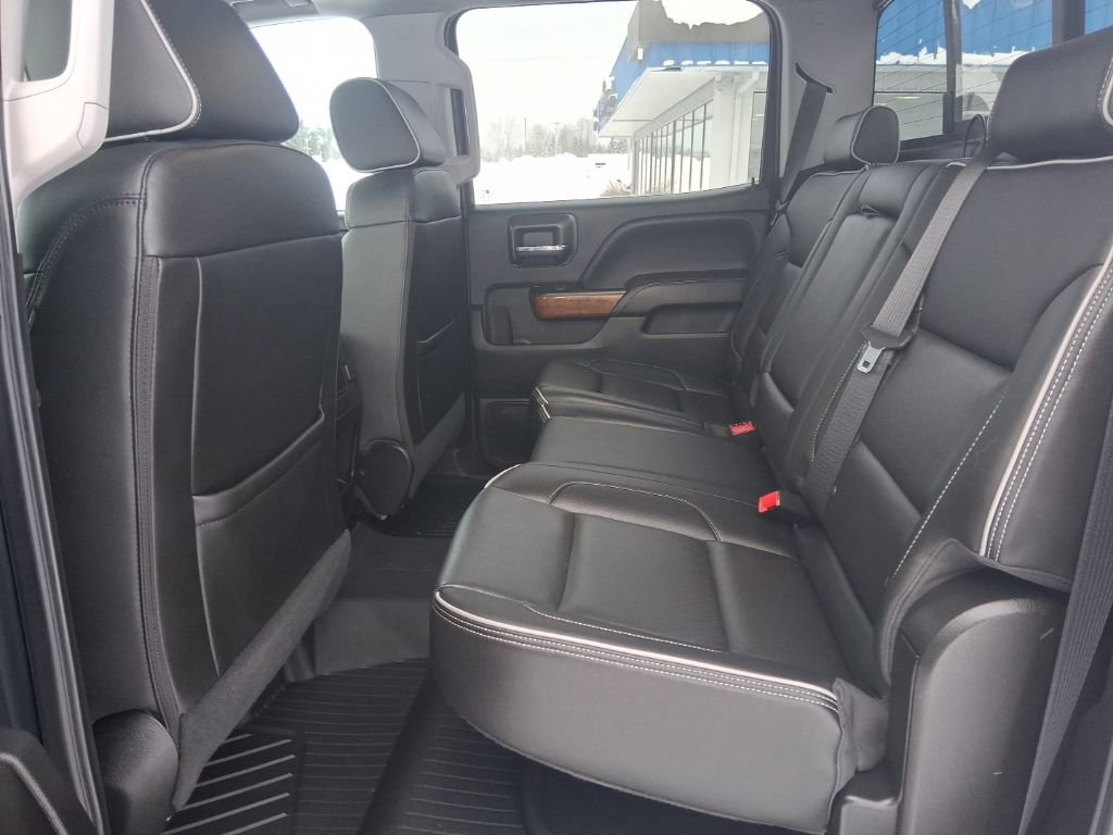 Used 2018 Chevrolet Silverado 1500 High Country image 19