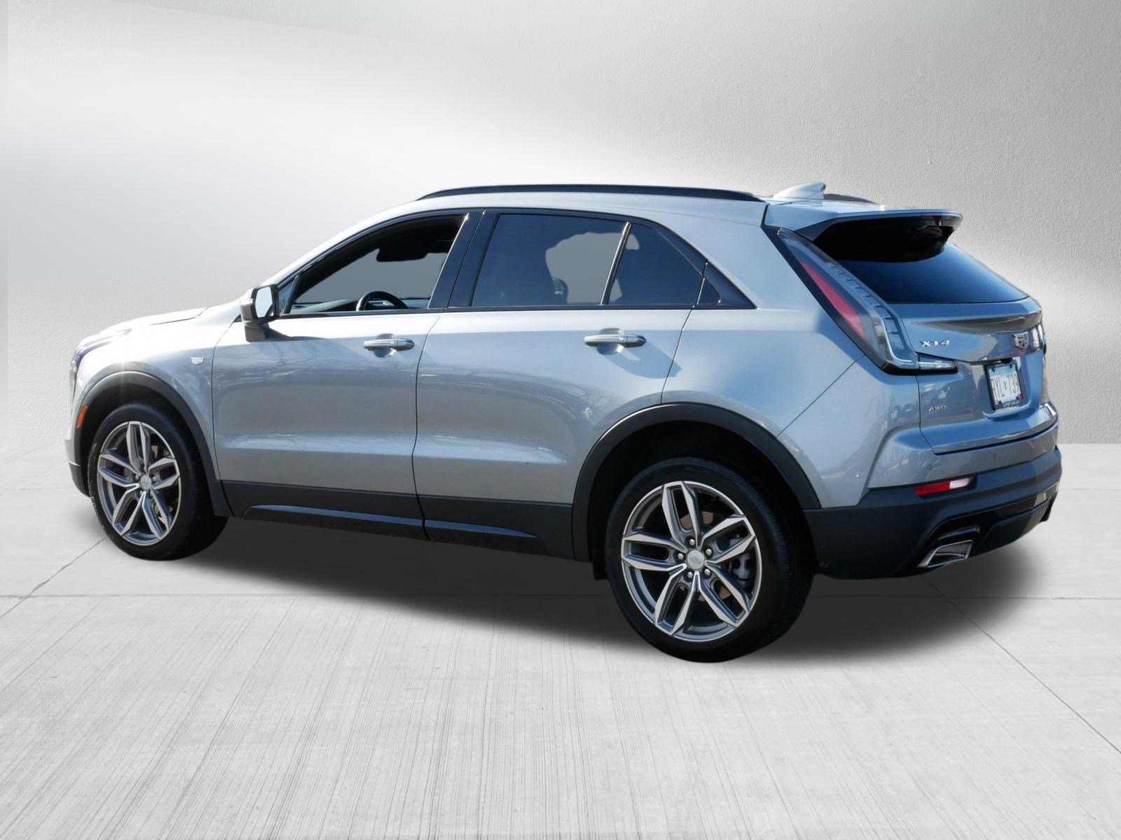 Used 2023 Cadillac XT4 Sport w/ Cold Weather Package image 4