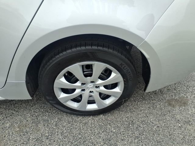 Used 2023 Toyota Corolla LE FWD image 25
