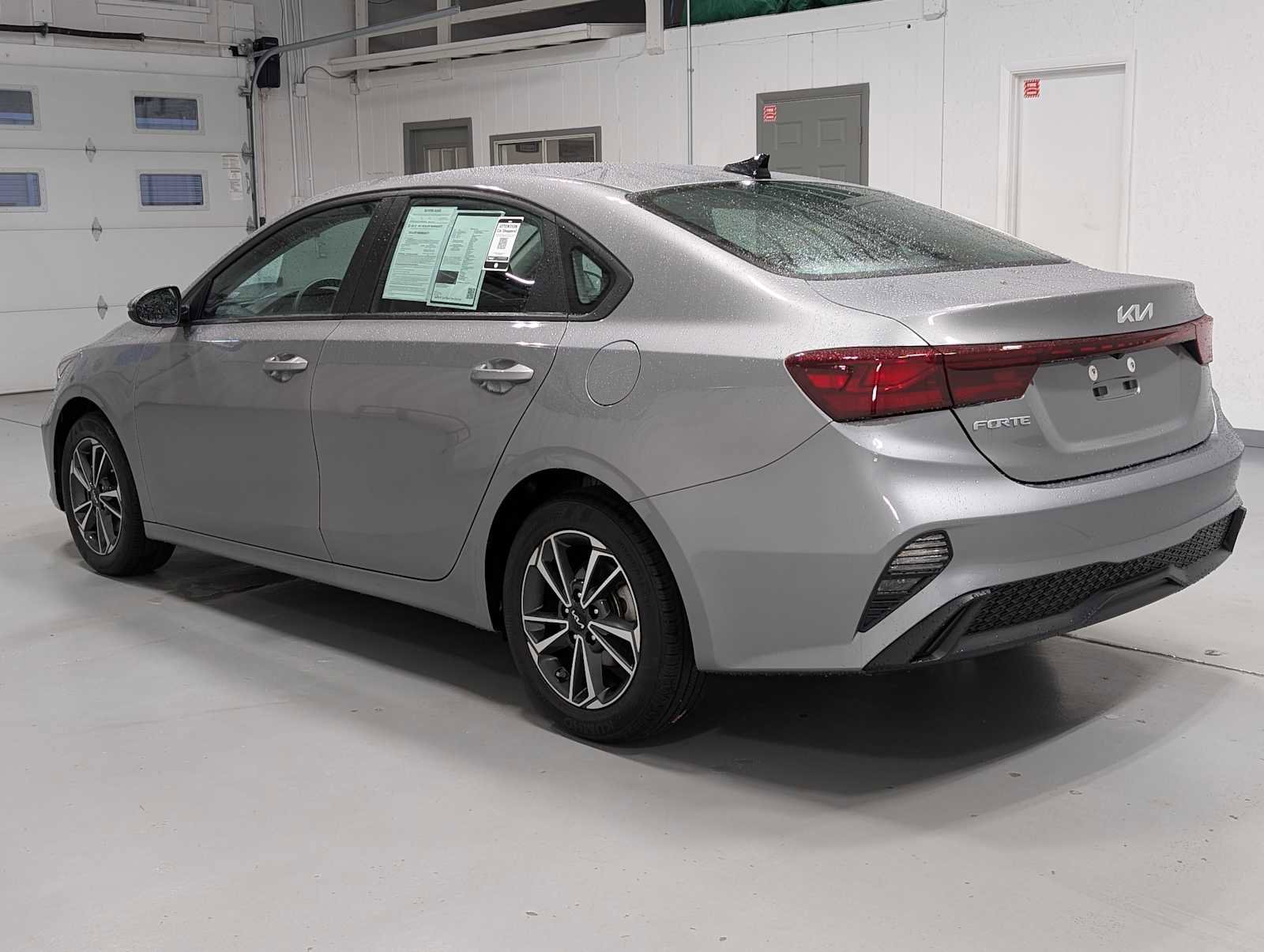 Certified 2023 Kia Forte LXS w/ LXS Technology Package image 9