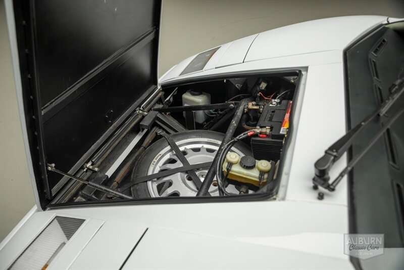Used 1989 Lamborghini Countach Coupe RWD image 33
