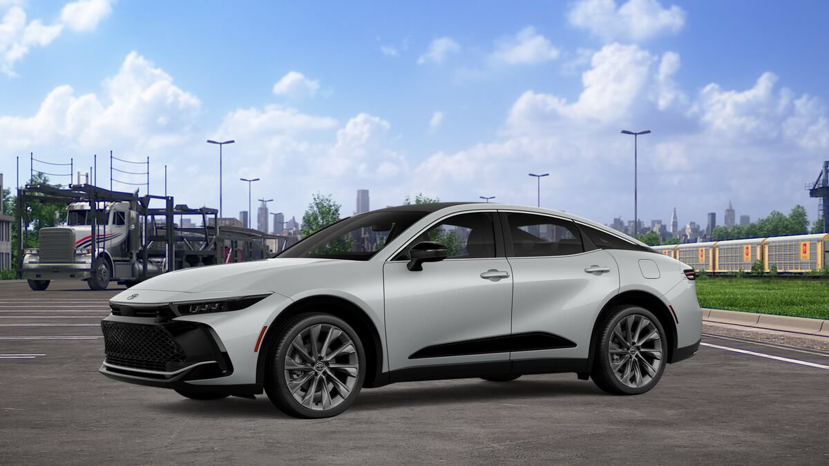 New 2027 Toyota Crown AWD/4WD image 2