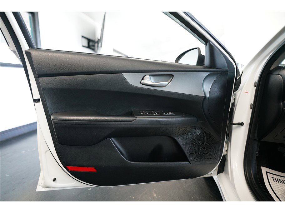 Used 2019 Kia Forte LXS image 15