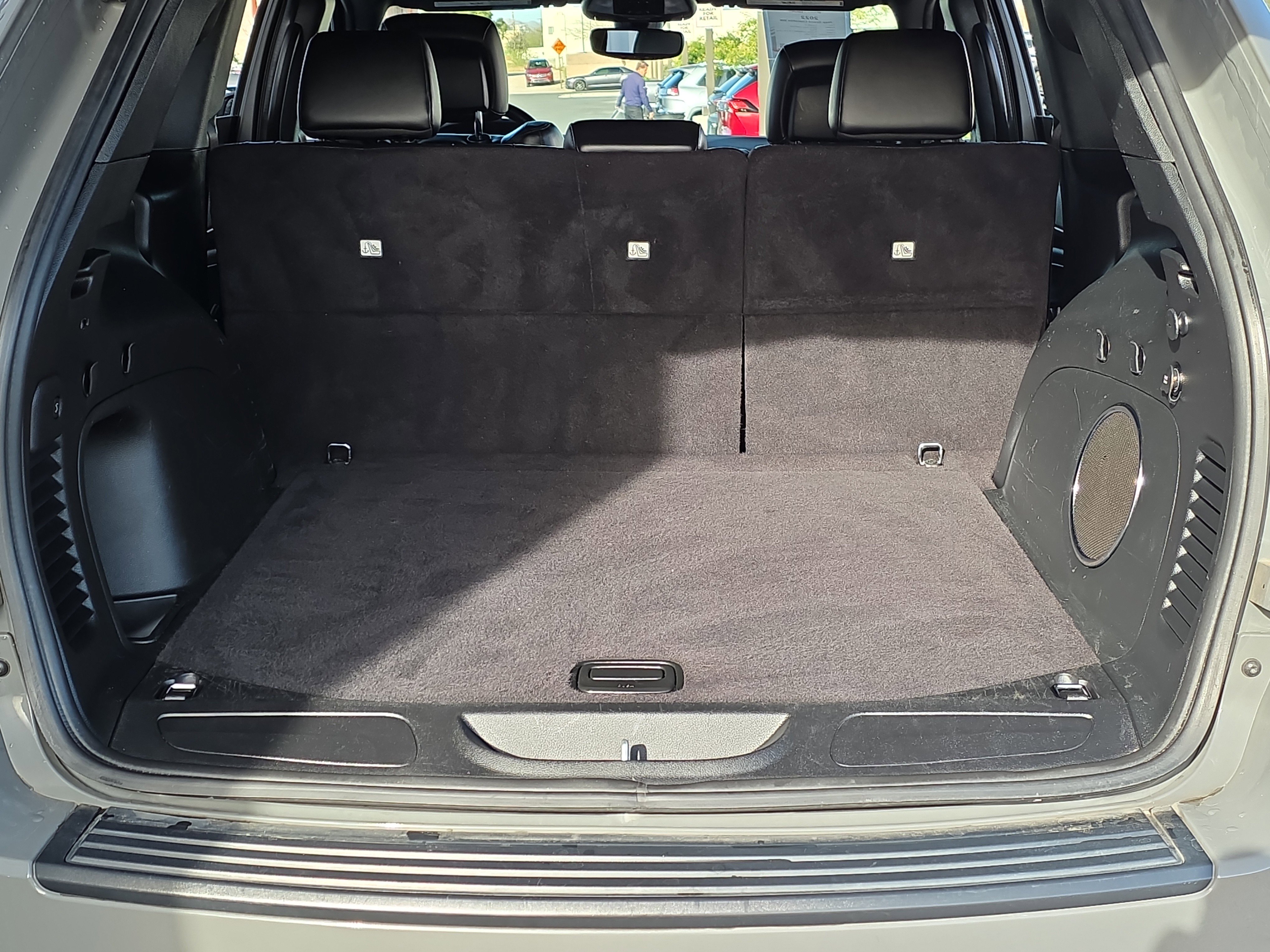 Used 2022 Jeep Grand Cherokee Laredo X image 7