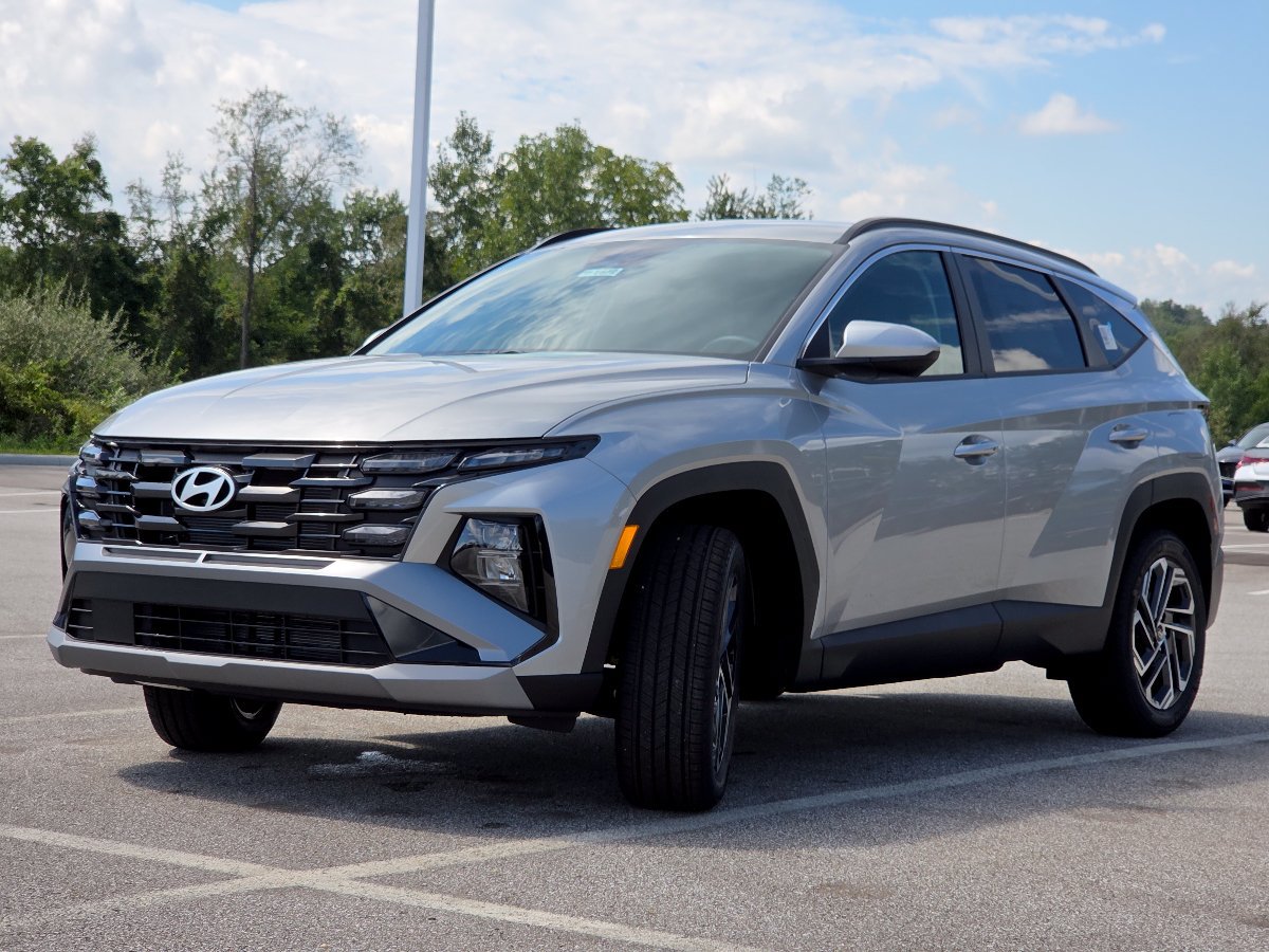 New 2026 Hyundai Tucson SEL Plus w/ Tow & Go Package AWD/4WD image 15