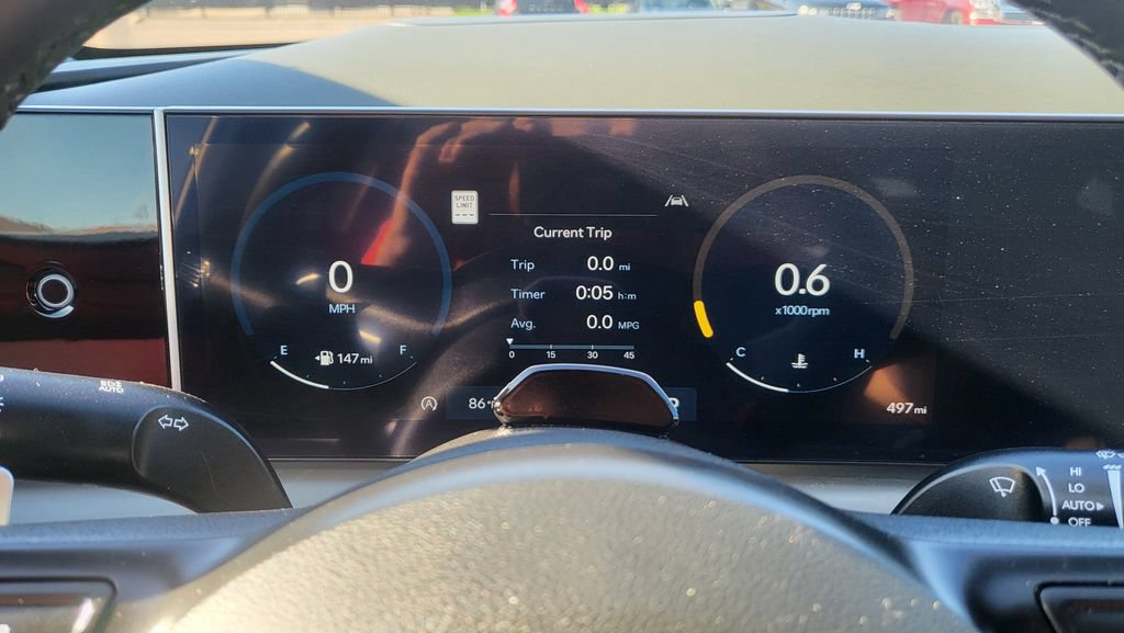 Used 2025 Hyundai Tucson Limited FWD image 33
