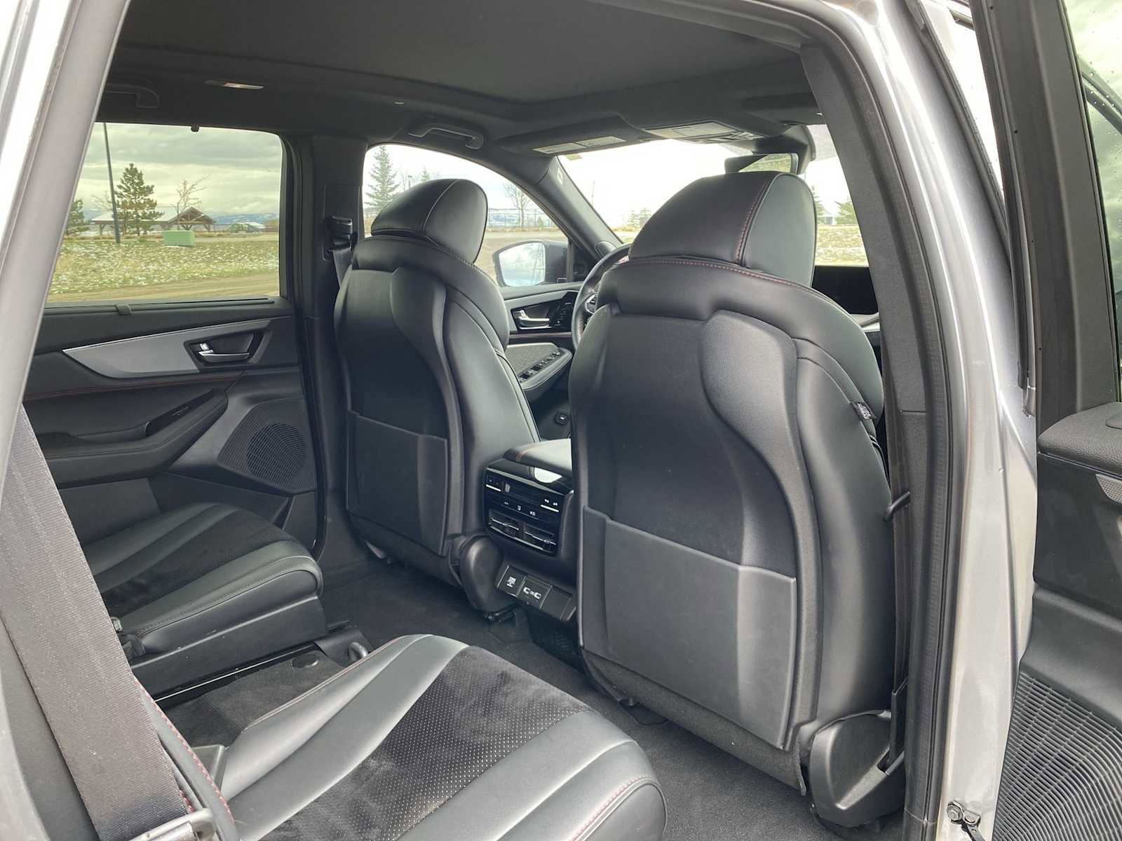 Used 2024 Acura MDX A-Spec AWD/4WD image 33