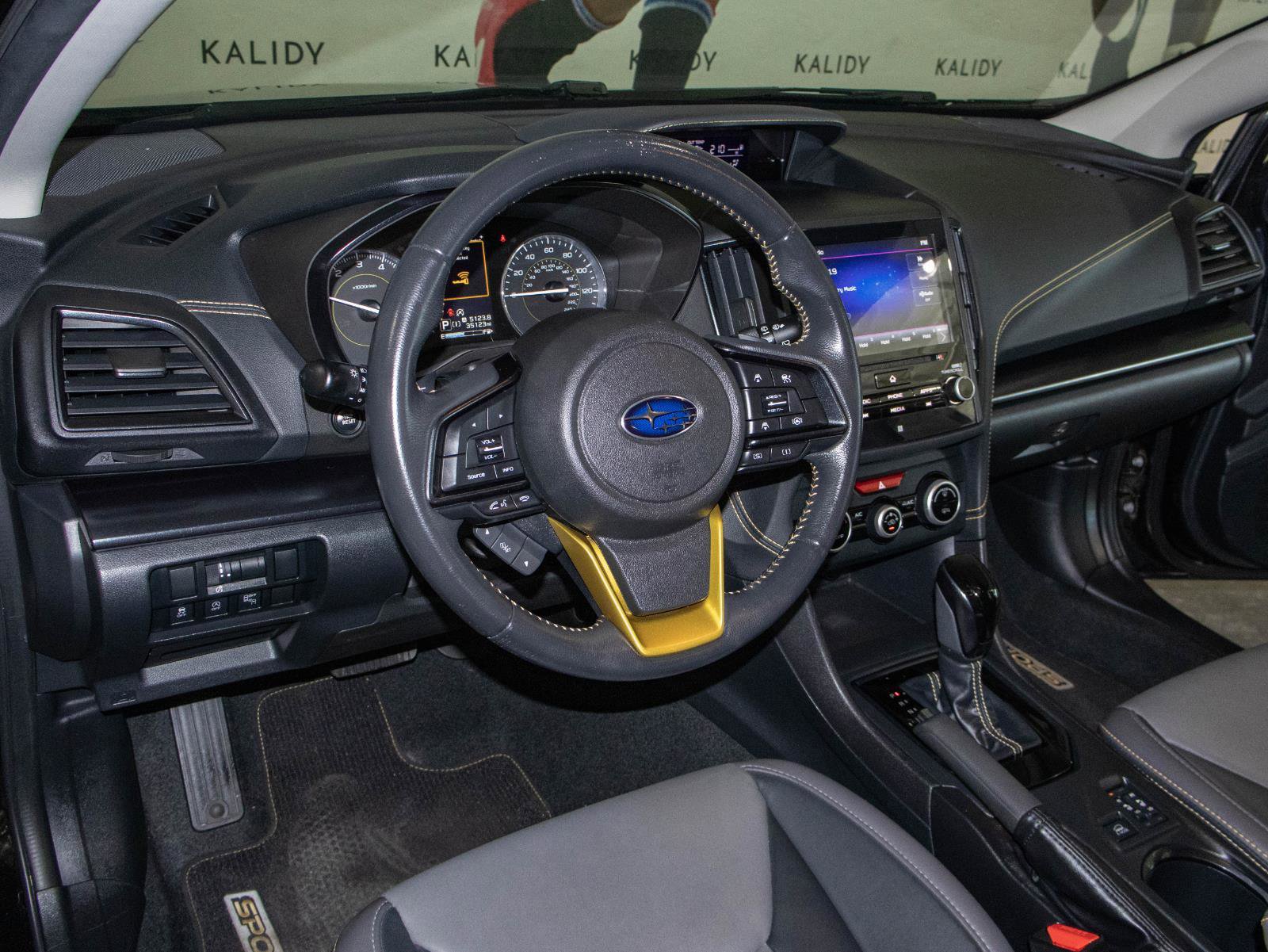 Used 2022 Subaru Crosstrek 2.5i Sport w/ Moonroof Package image 5