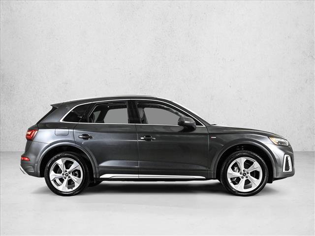 Used 2023 Audi Q5 2.0T Premium Plus w/ Premium Plus Package AWD/4WD image 4