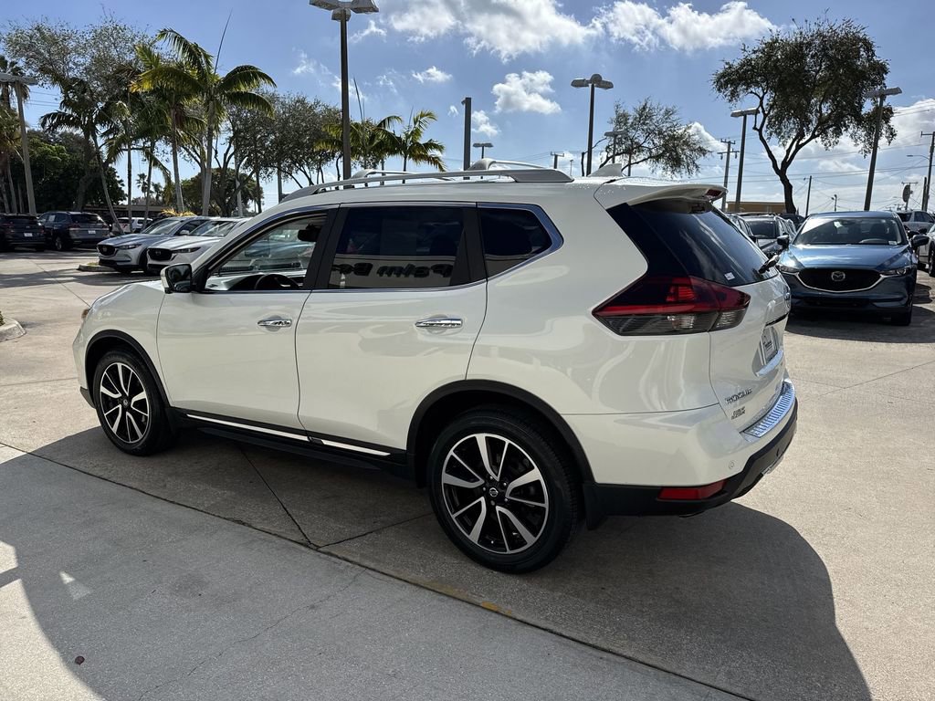 Used 2020 Nissan Rogue SL w/ Premium Package image 12
