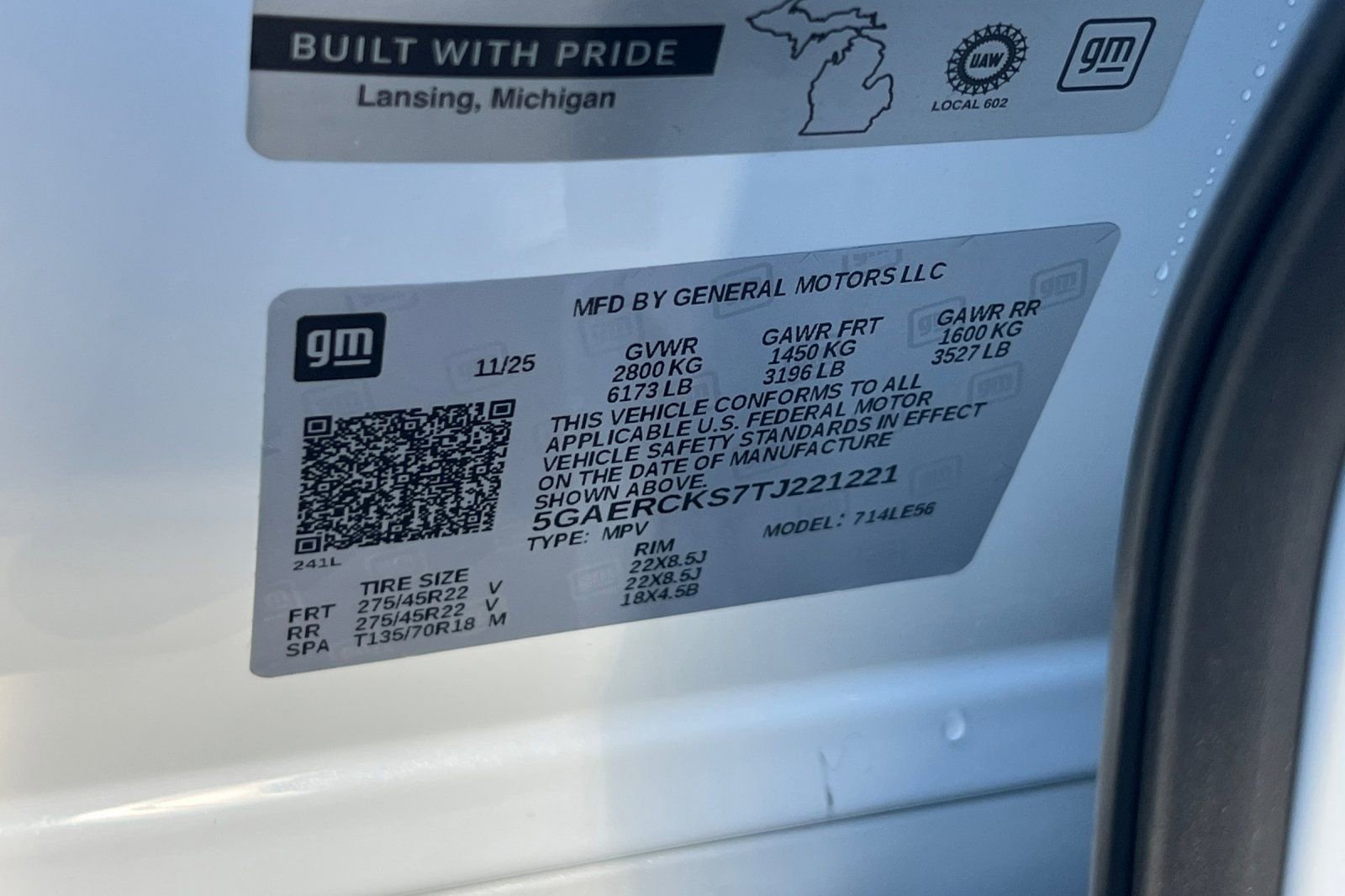 New 2026 Buick Enclave Avenir w/ Super Cruise Package FWD image 26