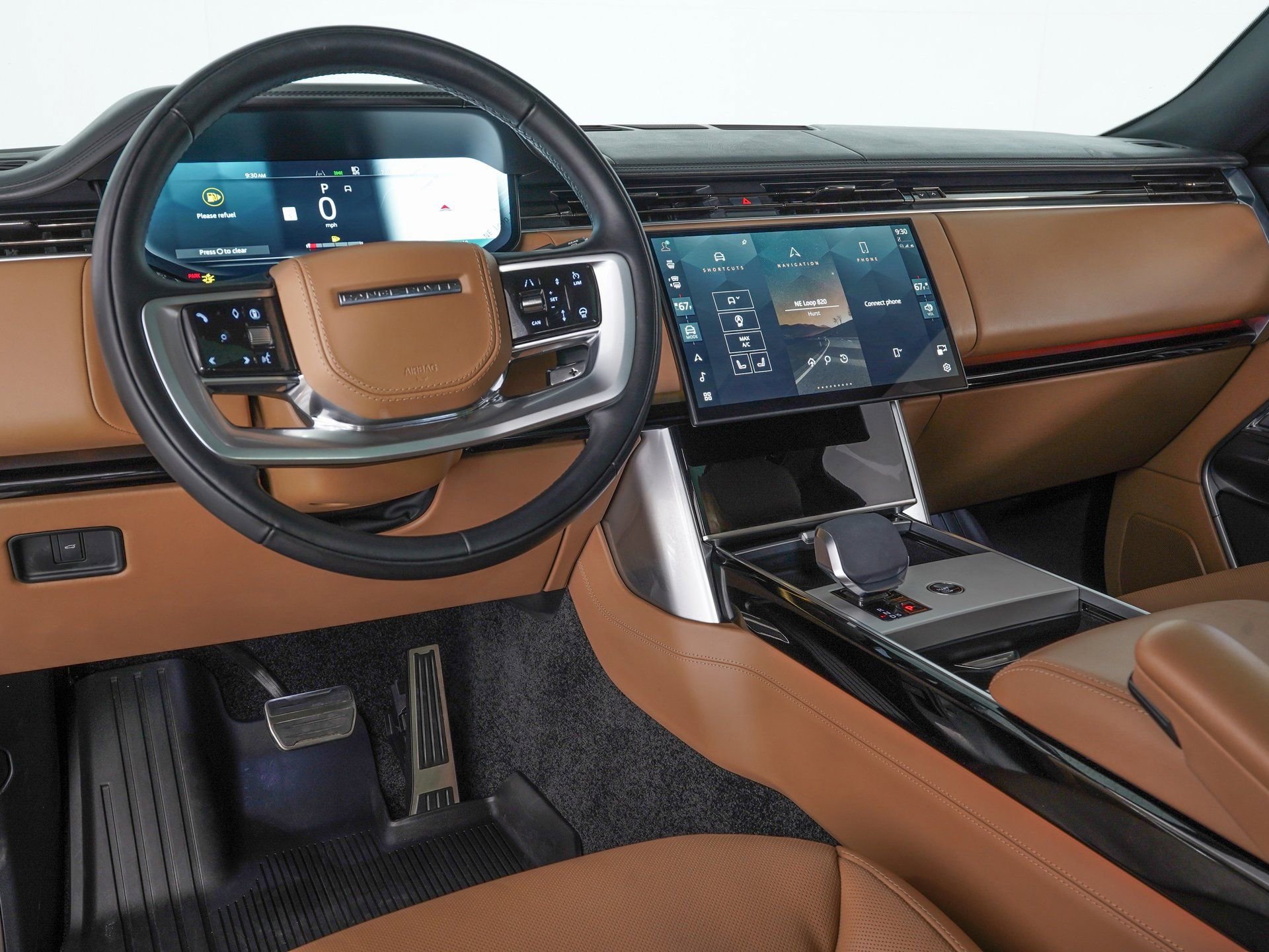 Used 2025 Land Rover Range Rover SE image 17