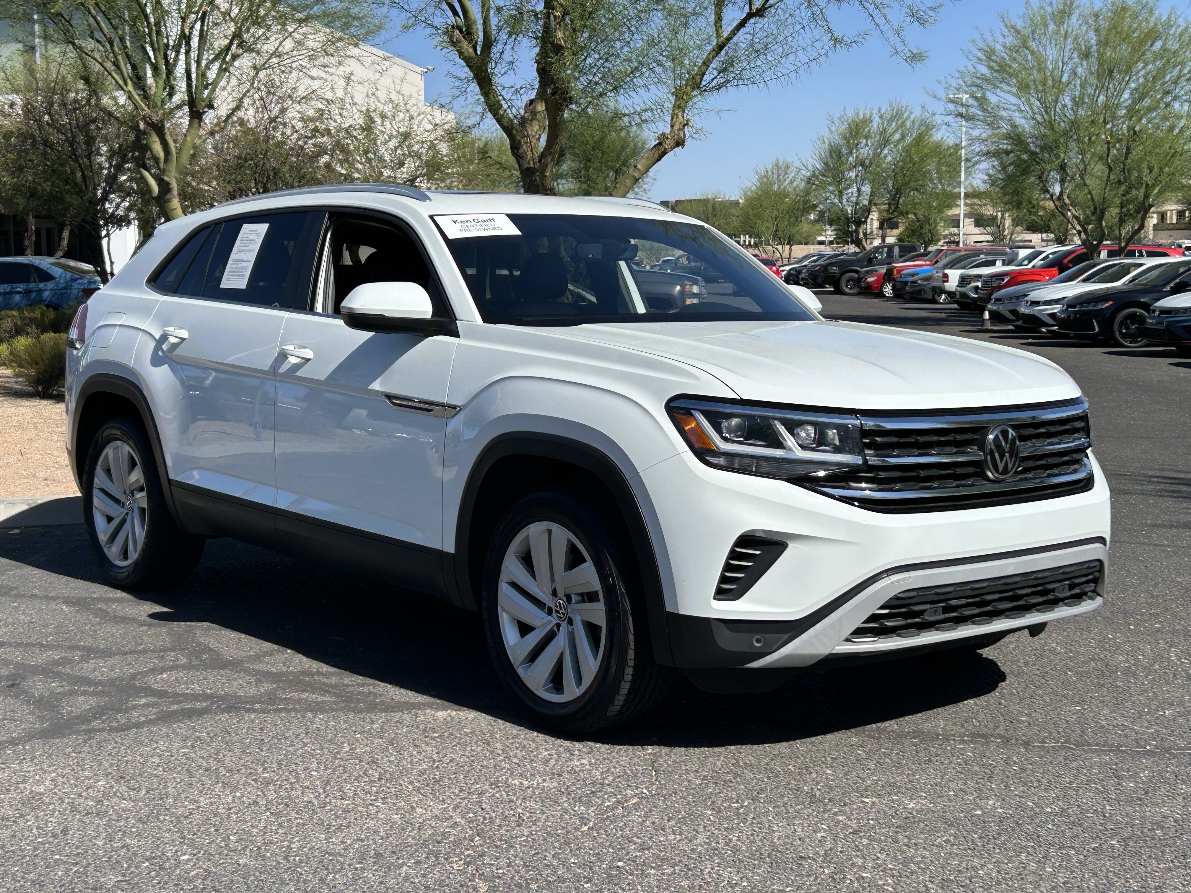Used 2023 Volkswagen Atlas Cross Sport SE w/ Panoramic Sunroof Package FWD image 6