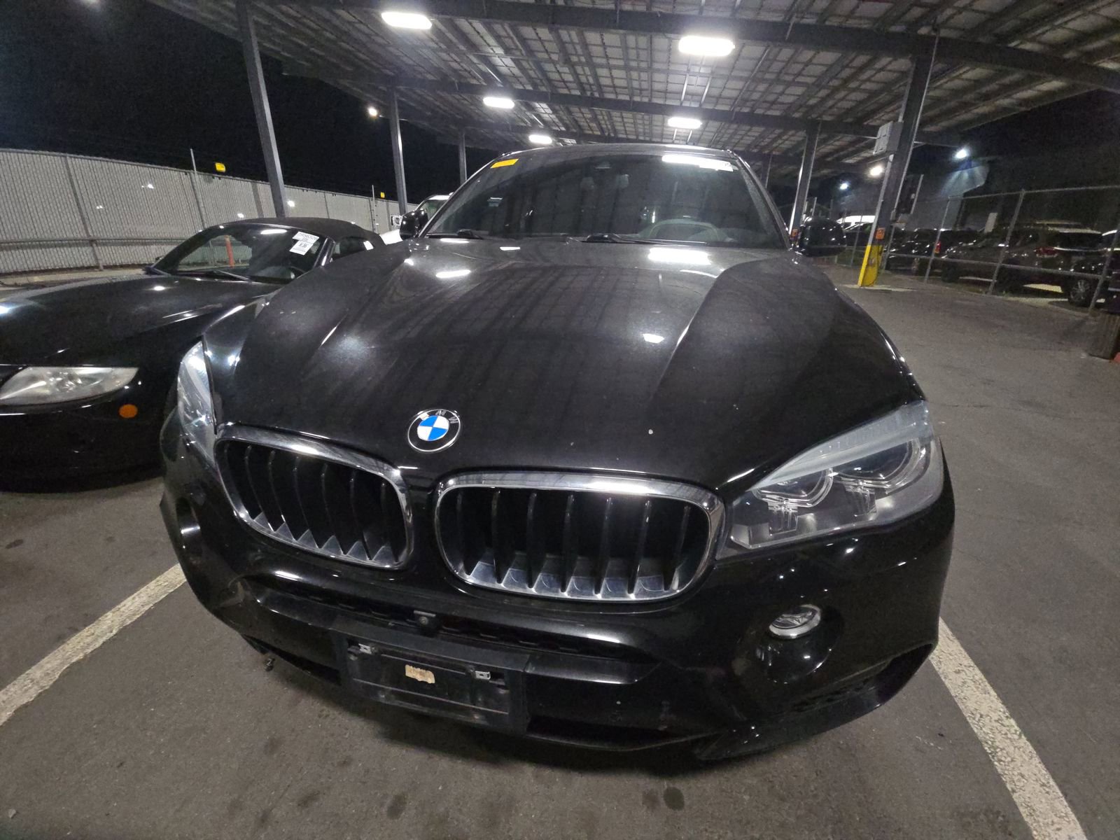 Used 2018 BMW X6 xDrive35i w/ M Sport Package image 2