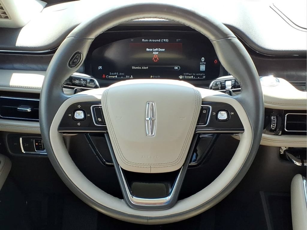 Used 2023 Lincoln Aviator Reserve RWD image 24