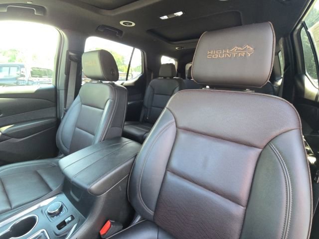 Used 2023 Chevrolet Traverse High Country w/ LPO, 'HIT The Road' Package FWD image 26