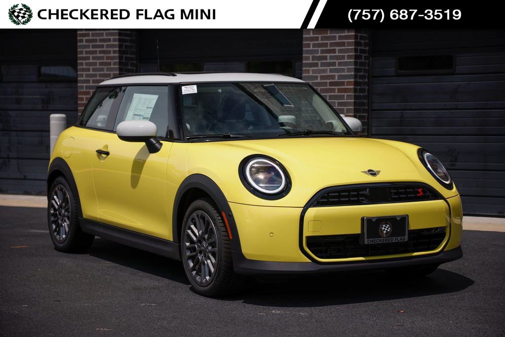 Used 2025 MINI Cooper S image 1