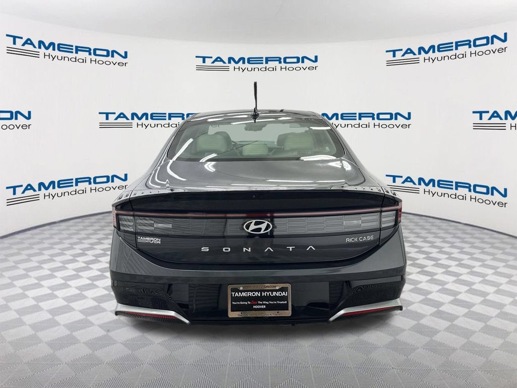 Used 2024 Hyundai Sonata SEL FWD image 4