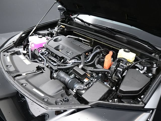 Certified 2025 Toyota Crown Signia AWD/4WD image 12