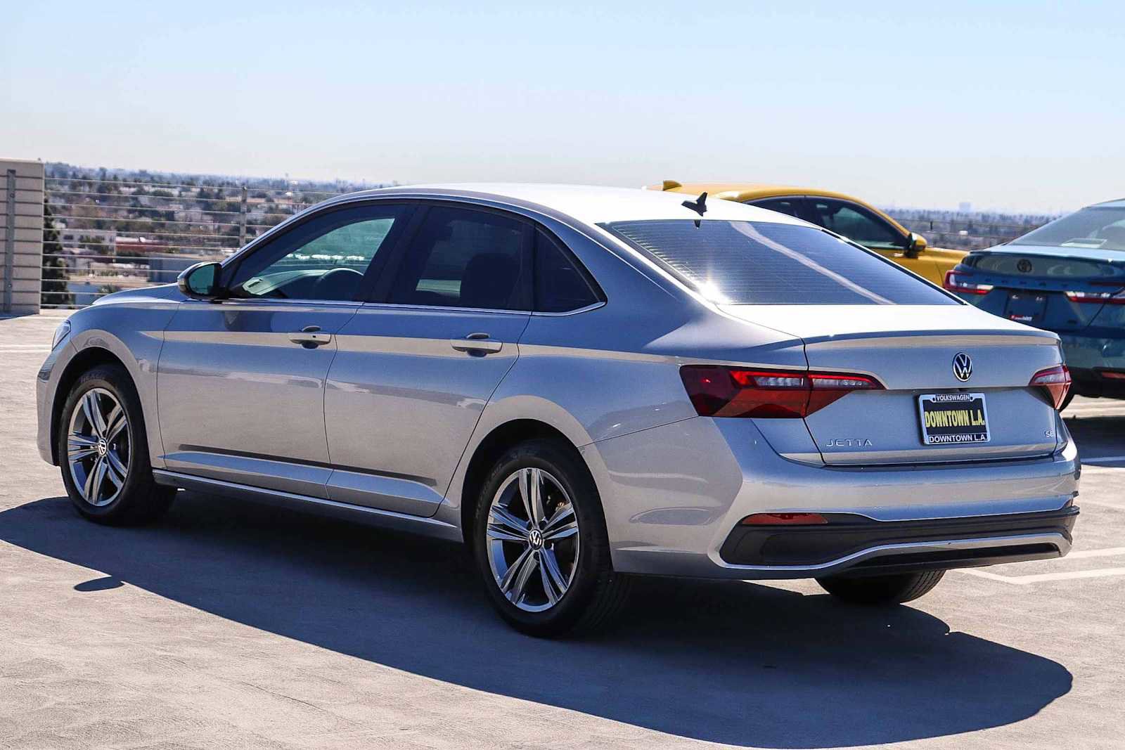 Certified 2022 Volkswagen Jetta SE image 6