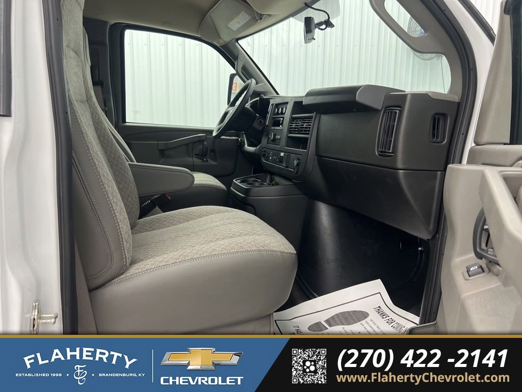 New 2025 Chevrolet Express 3500 w/ Power Convenience Package image 11