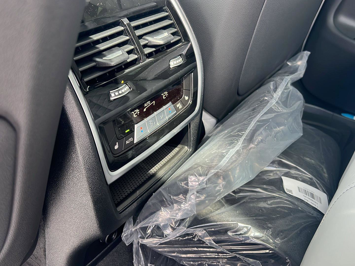 New 2026 BMW X5 sDrive40i w/ Climate Comfort Package image 12