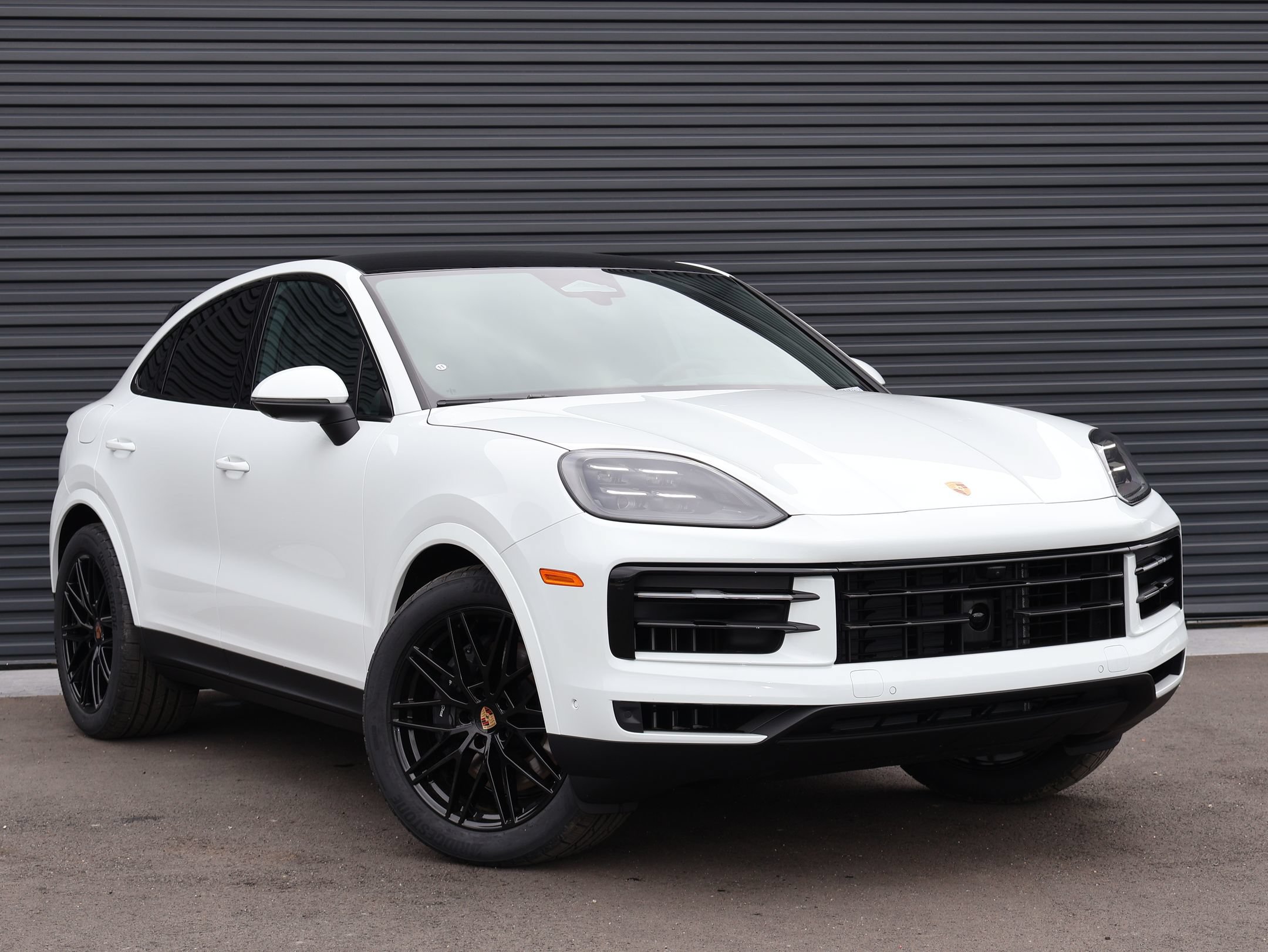 New 2026 Porsche Cayenne Coupe AWD/4WD image 7