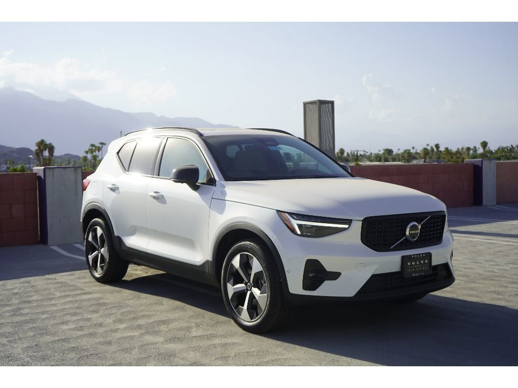 New 2026 Volvo XC40 B5 Plus w/ Protection Package