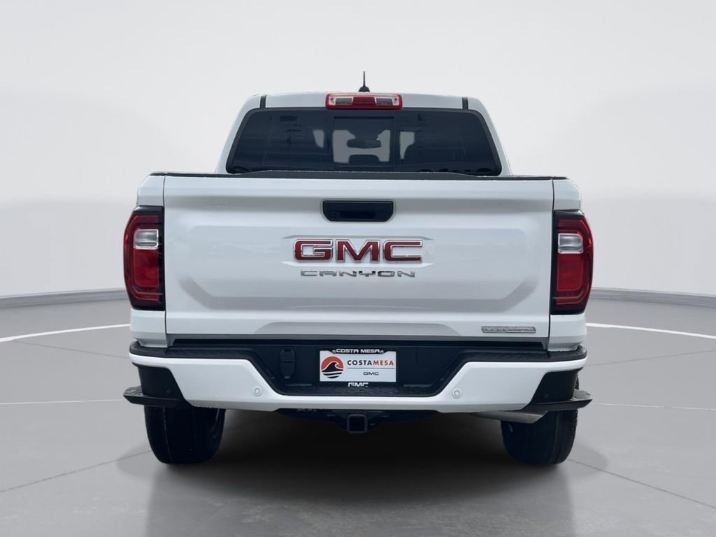 New 2026 GMC Canyon Elevation image 4