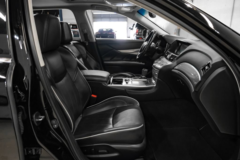 Used 2019 INFINITI Q70 L 3.7 RWD image 33