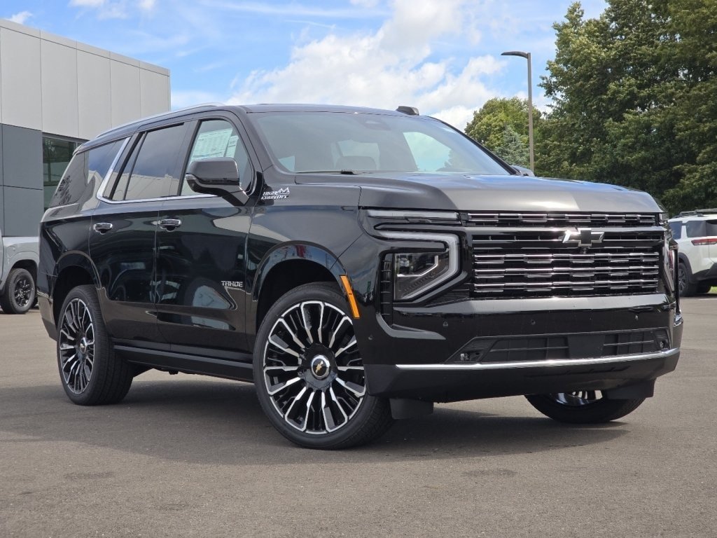 New 2026 Chevrolet Tahoe High Country AWD/4WD image 2