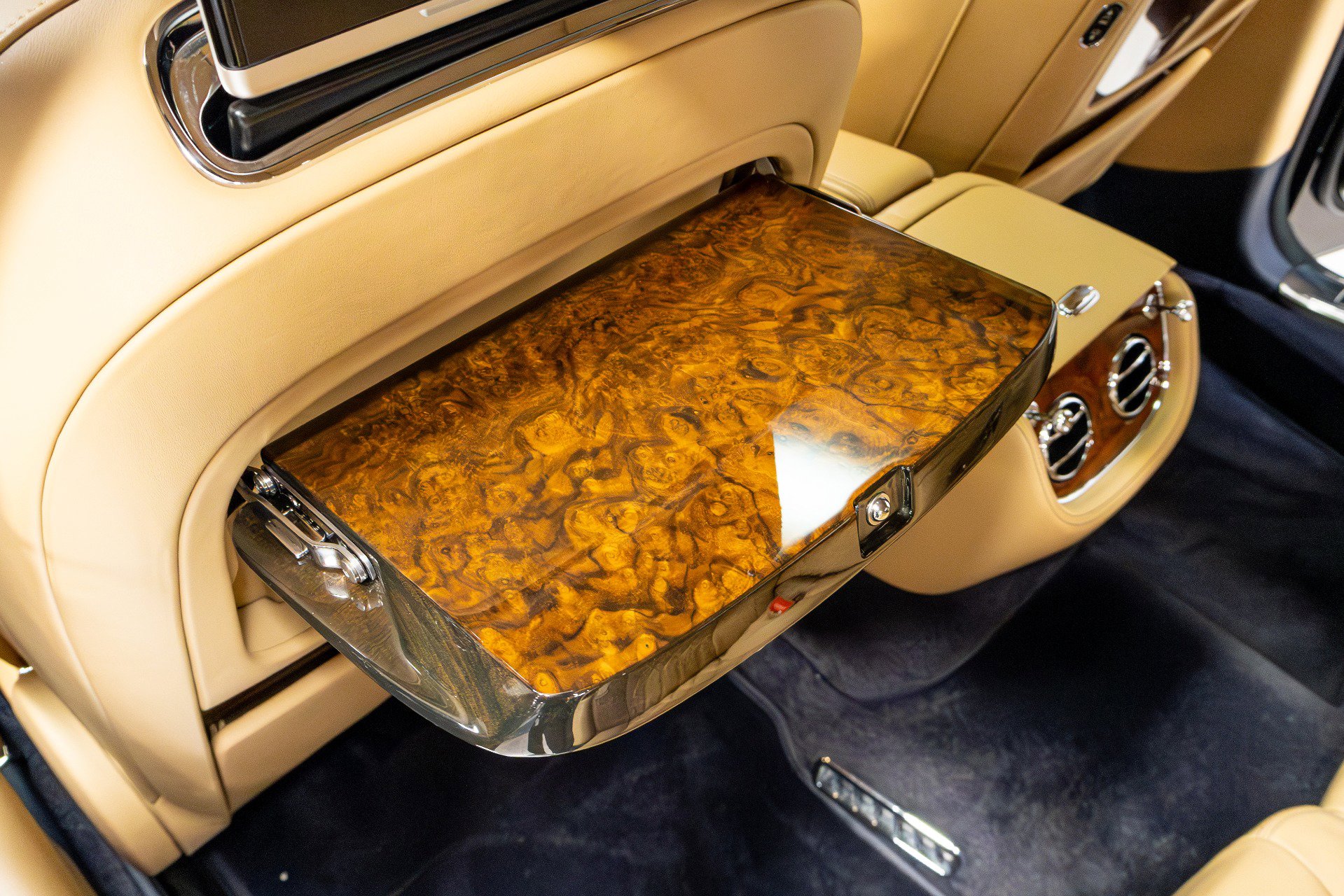 Used 2017 Bentley Mulsanne image 43