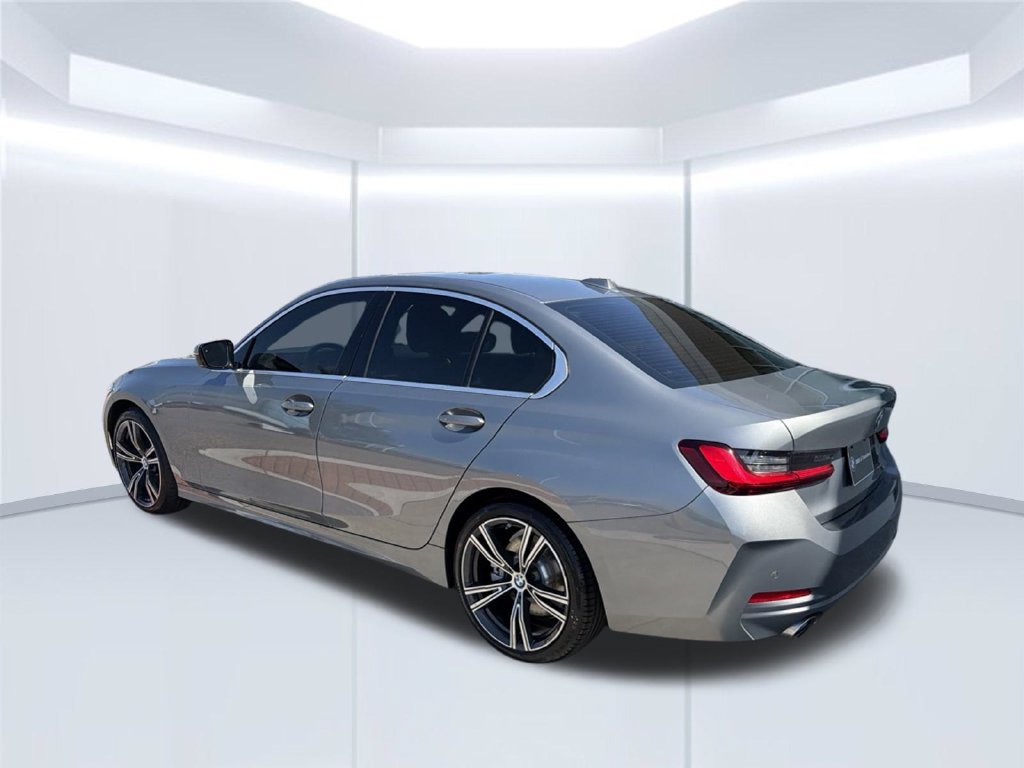 Used 2024 BMW 330i Sedan w/ Convenience Package RWD image 5