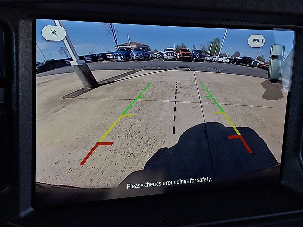 Used 2025 Ford Bronco Badlands image 18