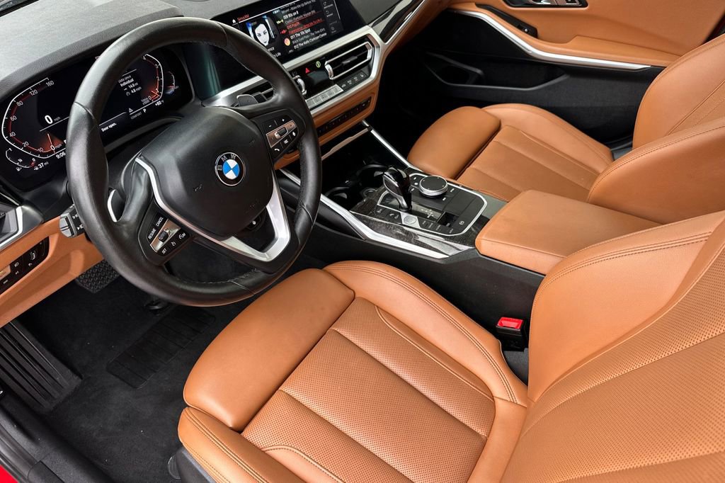 Used 2022 BMW 330i Sedan w/ Driving Assistance Package image 9