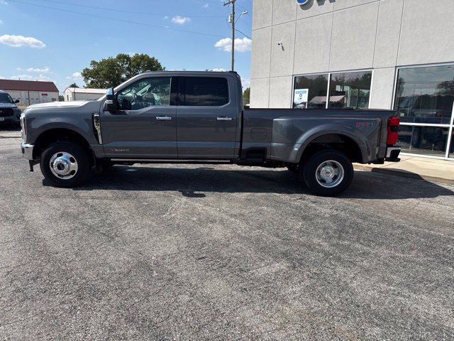 New 2026 Ford F350 Lariat w/ Lariat Ultimate Package AWD/4WD image 8