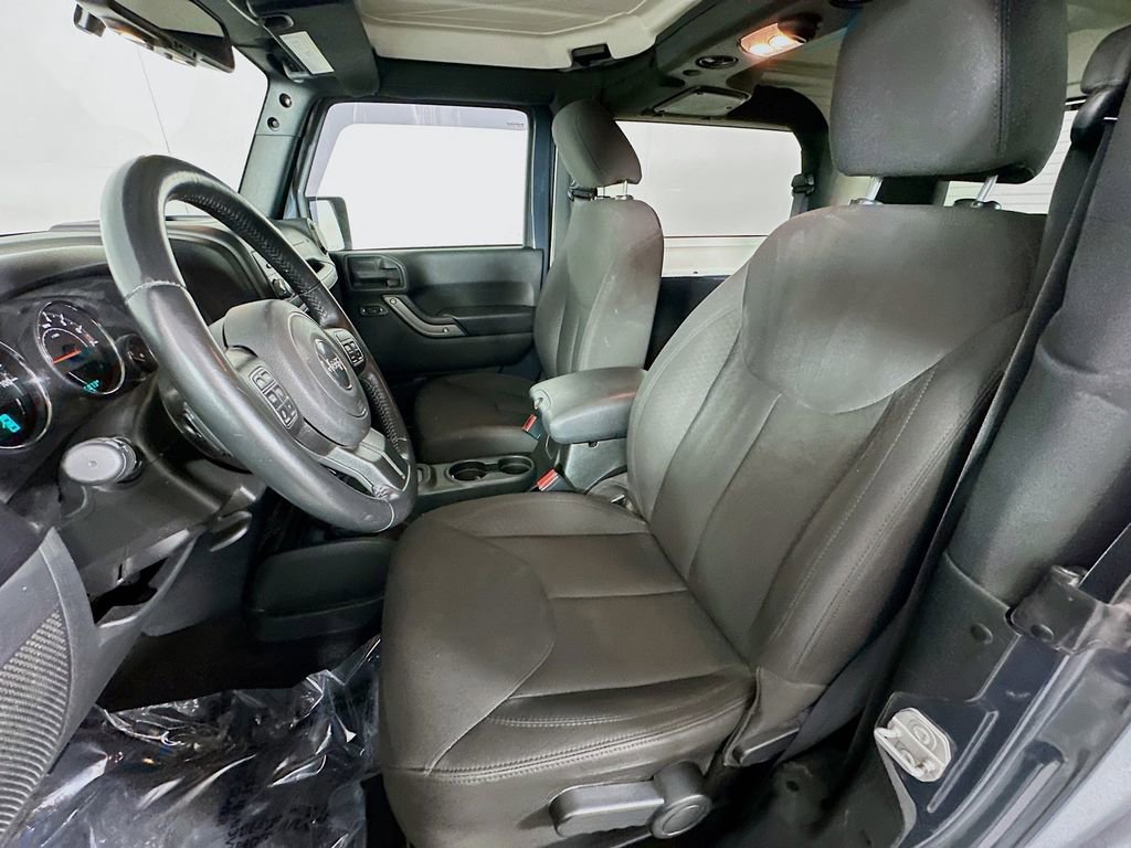 Certified 2016 Jeep Wrangler Sport image 27