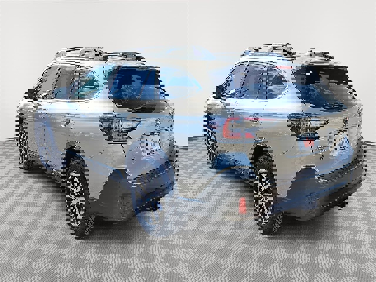 Used 2020 Subaru Outback Premium image 7